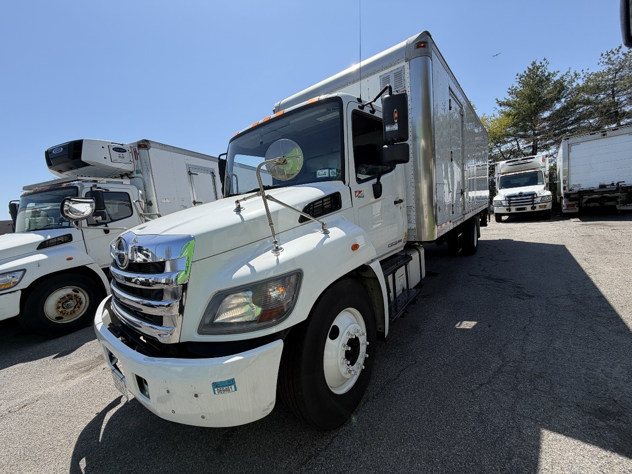 2016 HINO HINO 338 in Plainview, NY