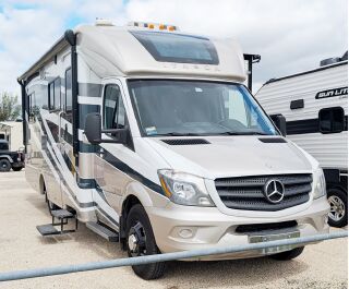 2015 WINNEBAGO ITASCA NAVION 24V