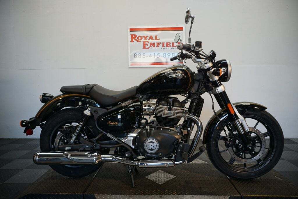 2027 Royal Enfield SUPER METEOR 650 ABS 650 in Fort Worth, TX
