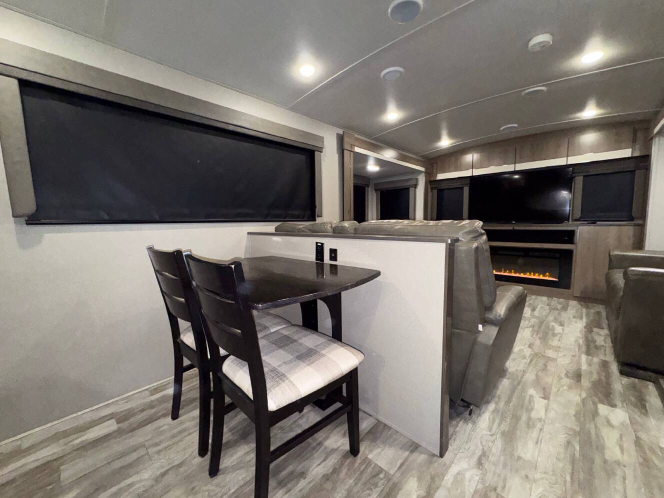A photo of this 2020 Grand Design Imagine 3100RD