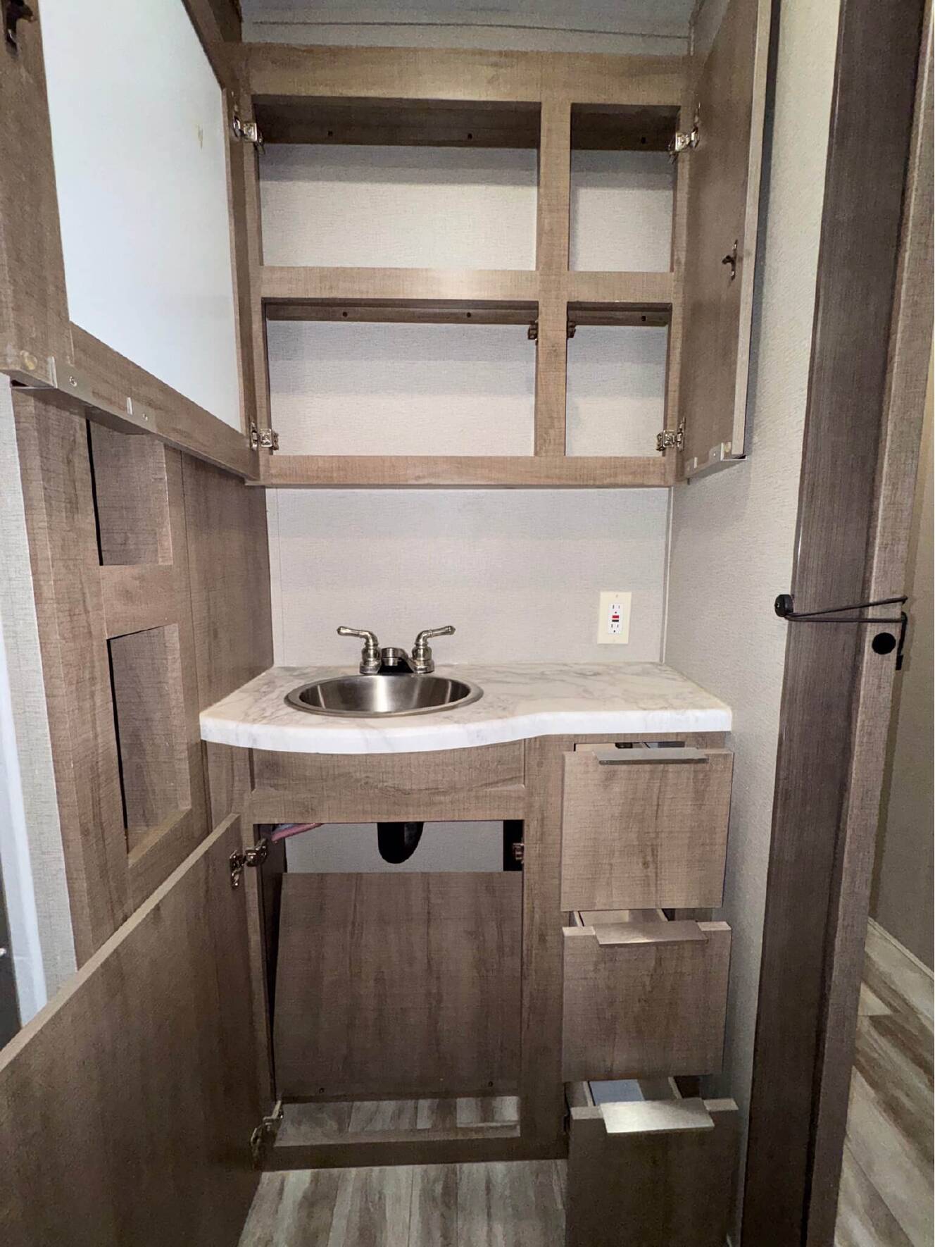 A photo of this 2020 Grand Design Imagine 3100RD