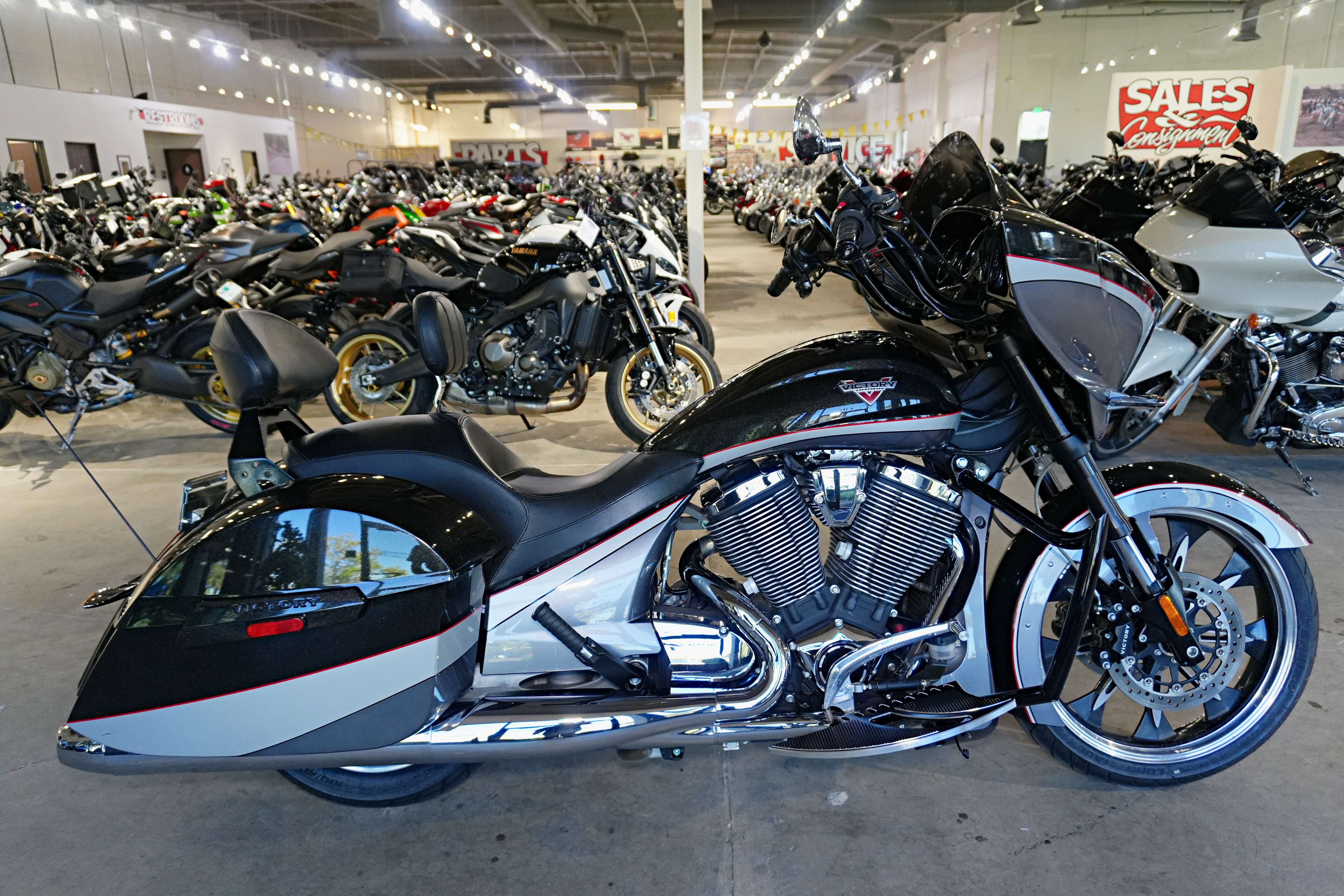 2016 Victory MAGNUM in Rancho Cordova, CA