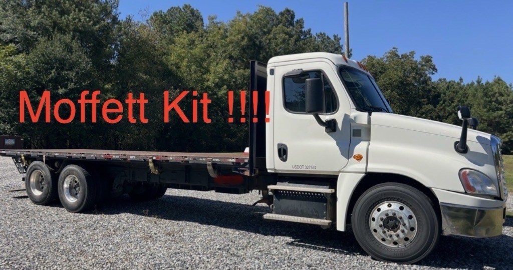 2018 FREIGHTLINER CASCADIA 125 in Cumming, GA