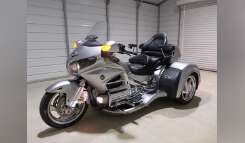 2015 Honda GOLD WING 1800 TRIKE Trike motorcycle
