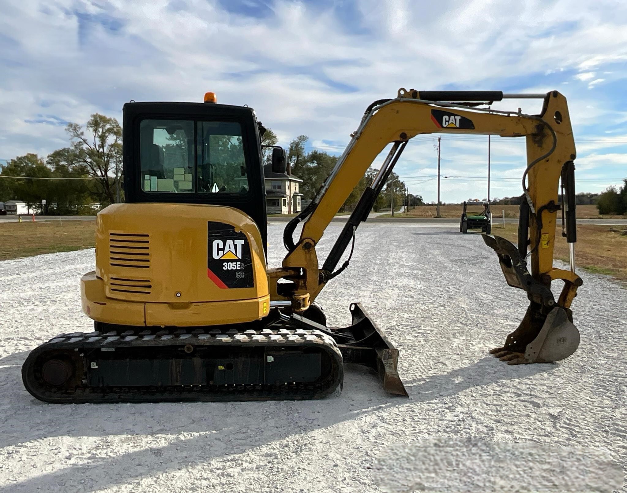 2019 CATERPILLAR 305E2 in Los Angeles, CA