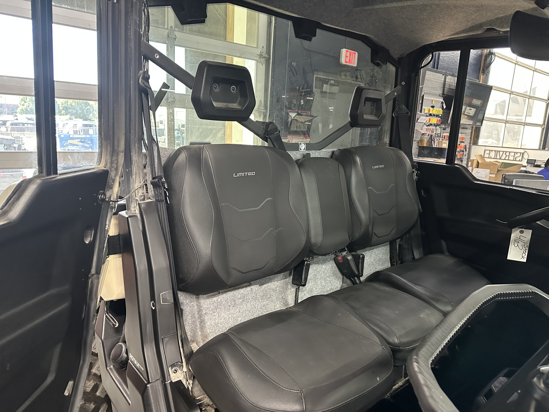 2025 Can-Am Defender Limited in grimes IA
