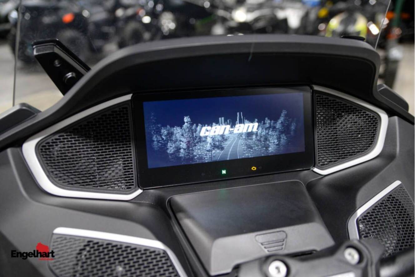 A photo of this 2026 Can-Am Spyder RT Limited