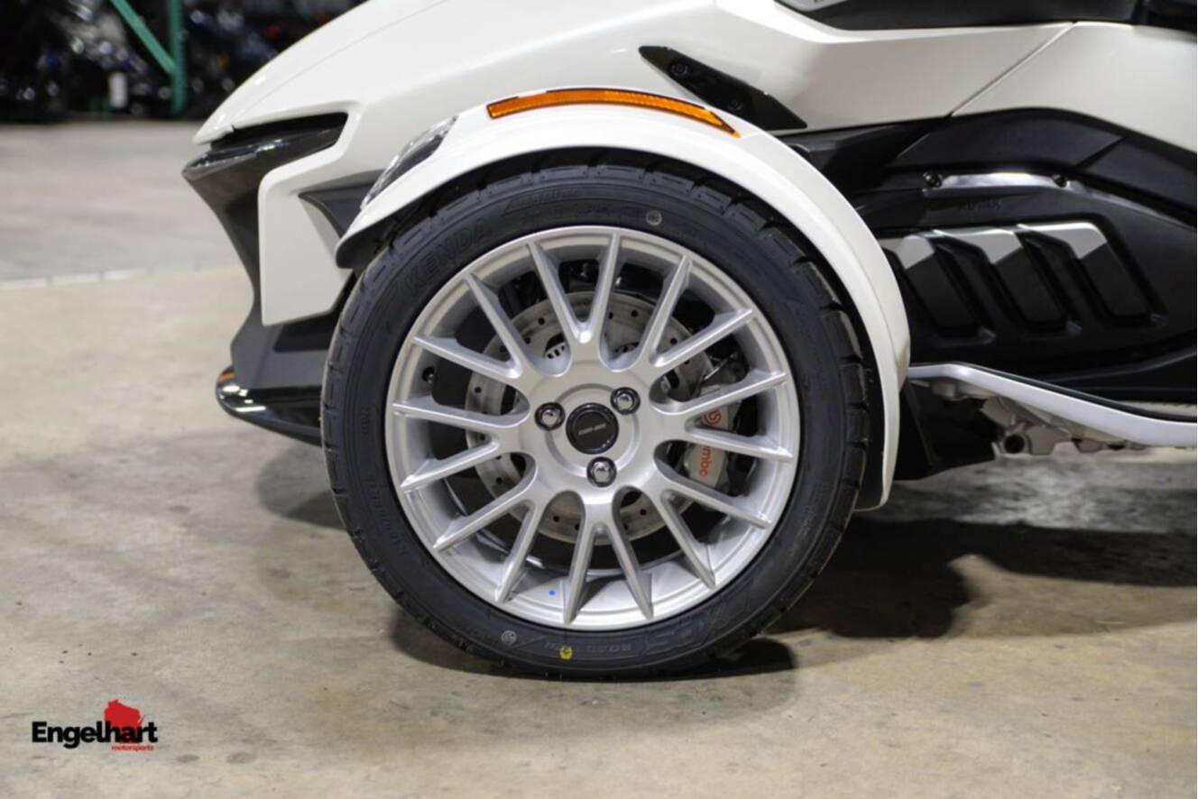 A photo of this 2026 Can-Am Spyder RT Limited