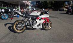 2022 Yamaha YZF-R7 World GP 60th Anniversary Edition Sportbike motorcycle
