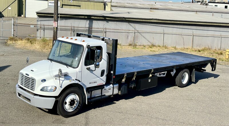 2017 Freightliner M2 106 in Seattle, WA