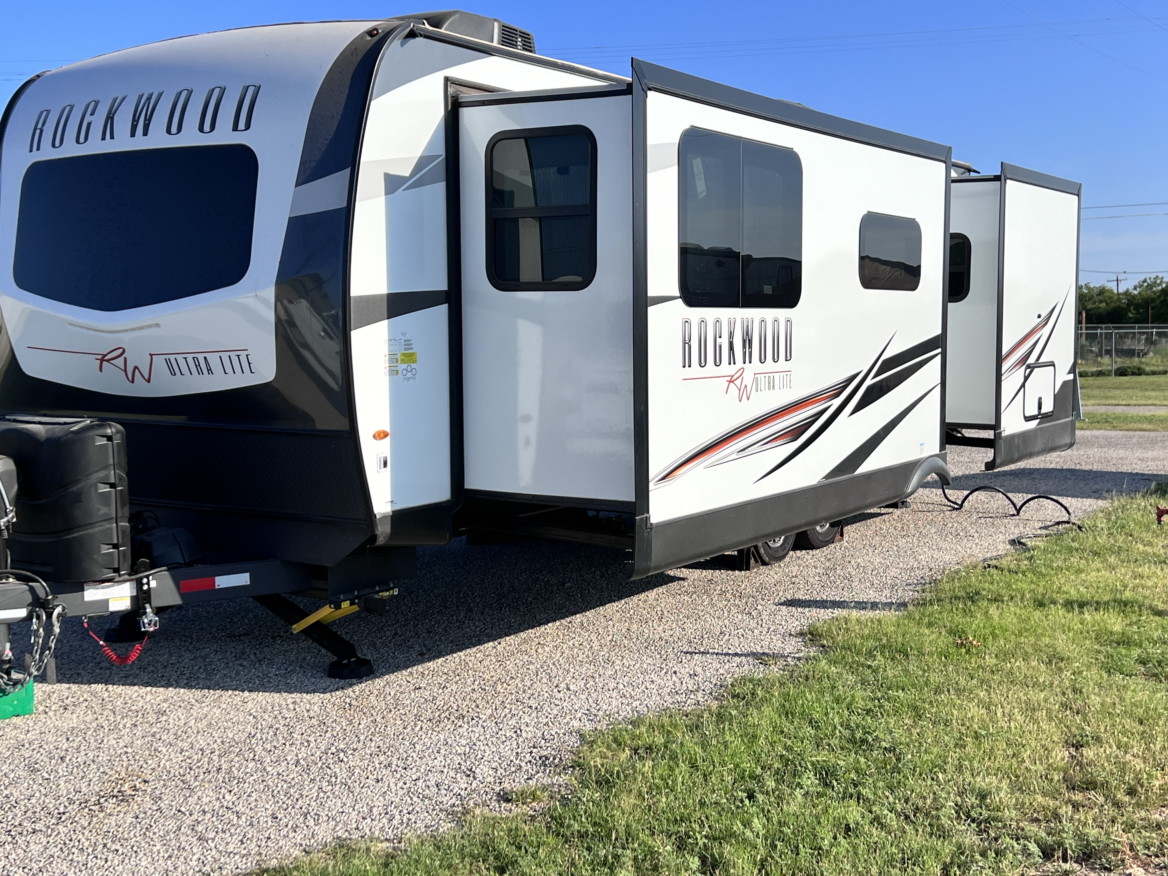Used 2022 Forest River Rockwood Ultra Lite 2608bs in San Angelo