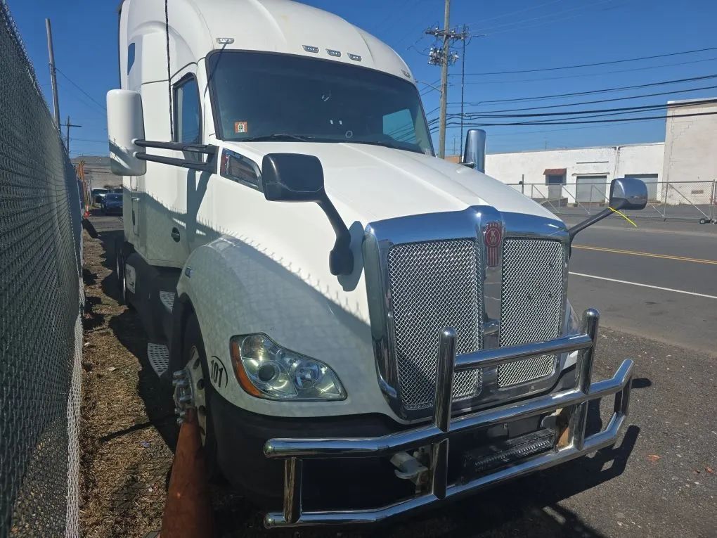 2020 Kenworth T600 in Linden, NJ