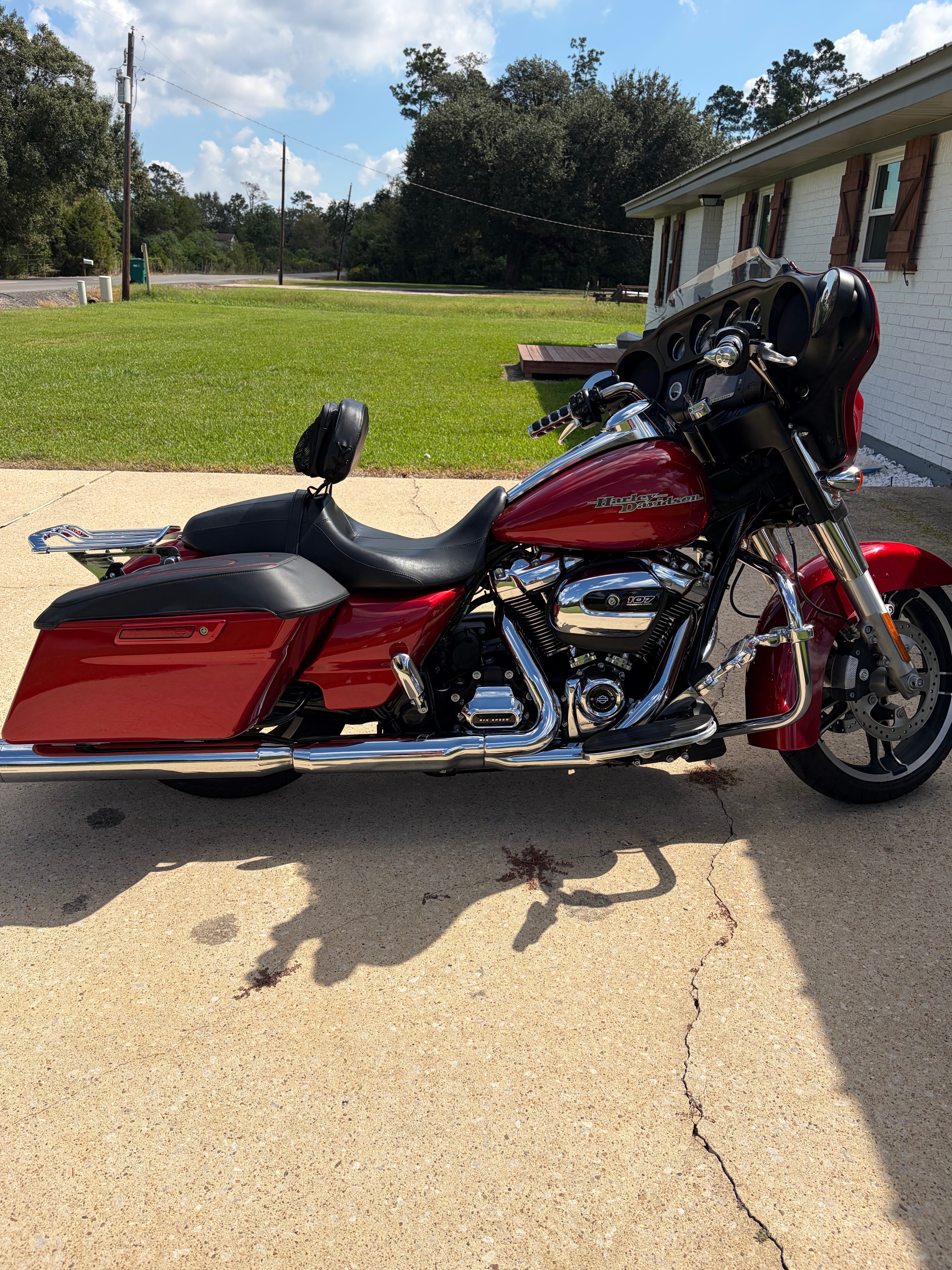 2018 Harley-Davidson STREET GLIDE BASE BASE in Sulphur, LA