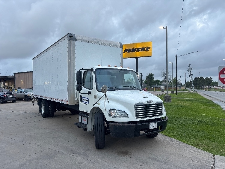 2020 FREIGHTLINER BUSINESS CLASS M2 106 in Houston, TX