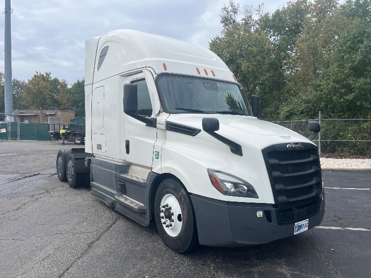 2023 FREIGHTLINER CASCADIA 126 in Parsippany, NJ