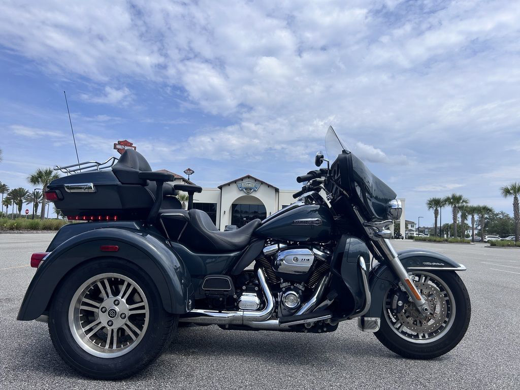 2020 Harley-Davidson Trike FLHTCUTG - Tri Glide Ultra ULTRA CLASSIC® in St. Augustine, FL