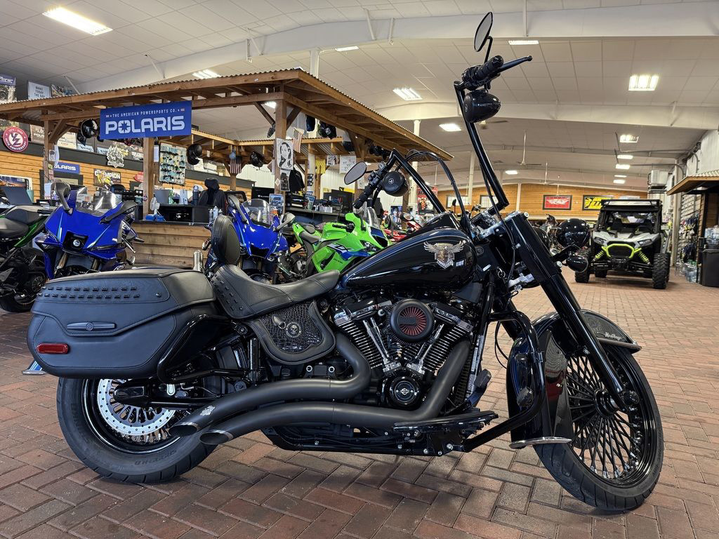 2018 Harley-Davidson  Softail FLHCS - Heritage Classic 114 in punta gorda FL