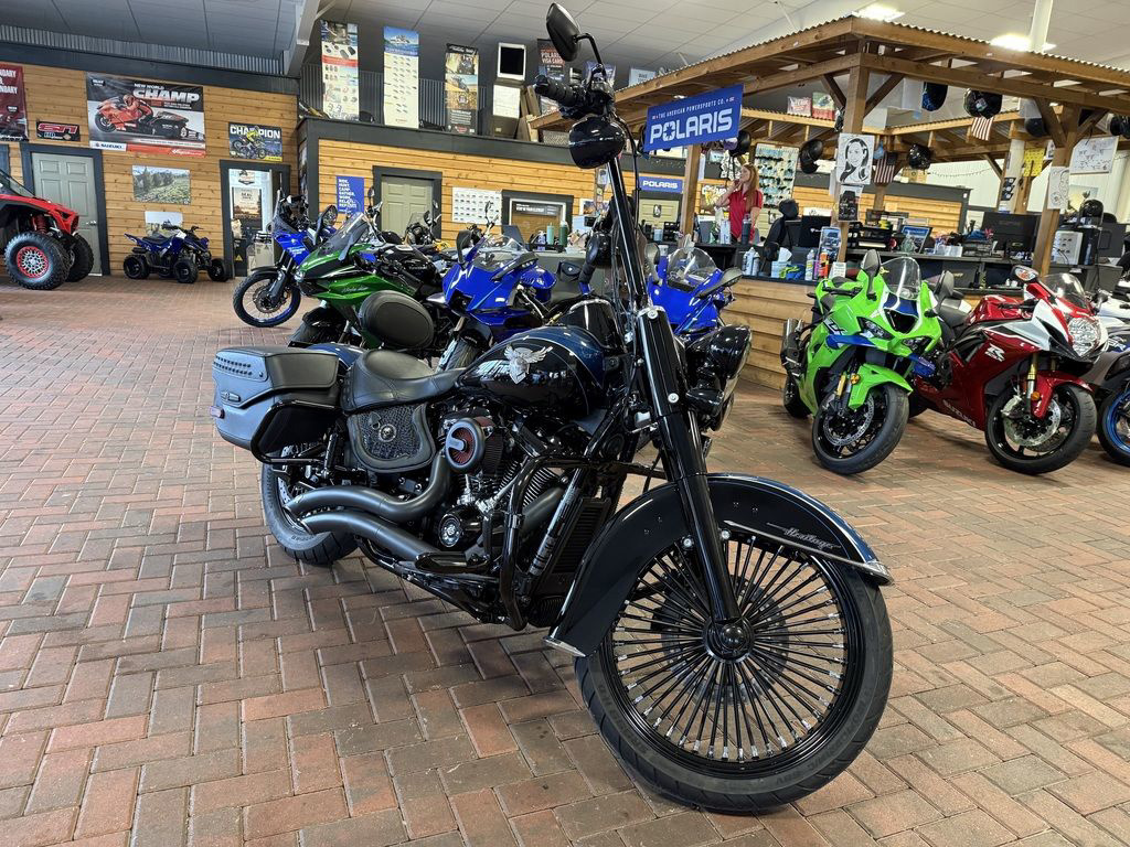 2018 Harley-Davidson  Softail FLHCS - Heritage Classic 114 in punta gorda FL