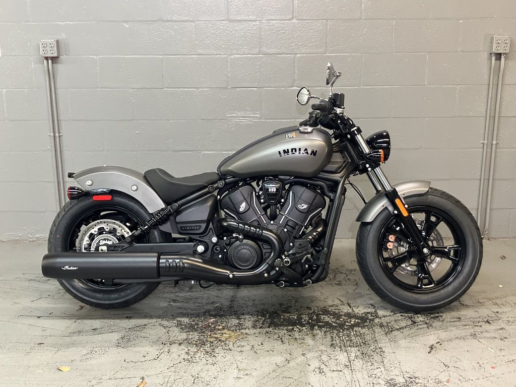2025 Indian Scout Sixty Bobber Limited Heavy Metal Smoke BASE in Daytona Beach, FL