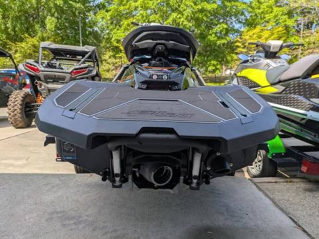 A photo of this 2026 Kawasaki Jet Ski® Ultra® 160 LX-S