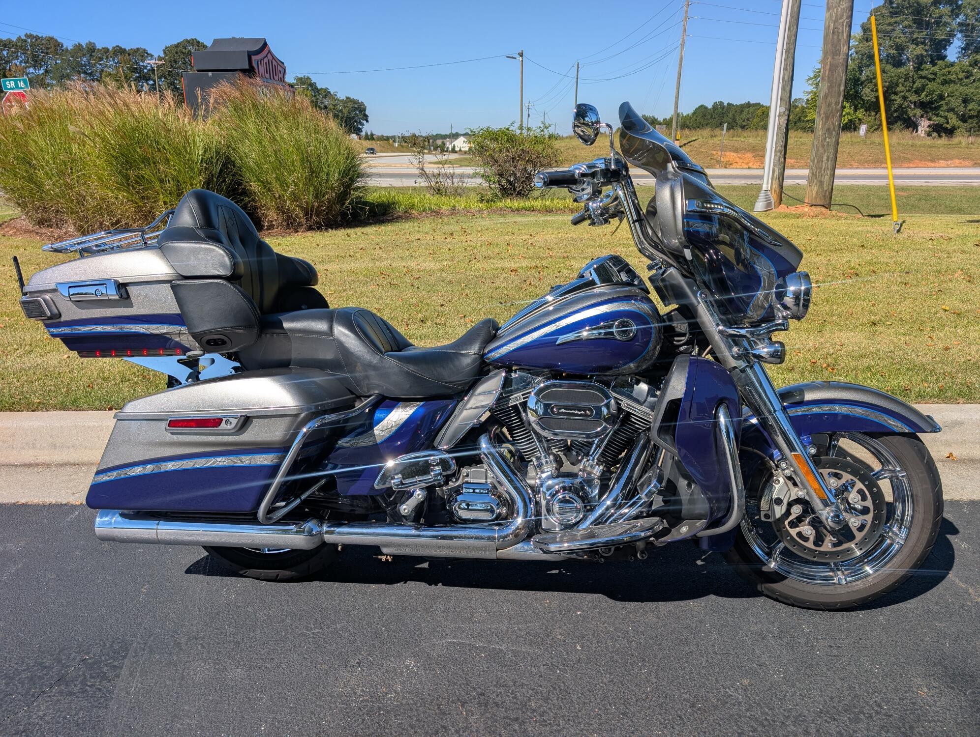 2016 Harley-Davidson CVO Limited CVO LIMITED in Newnan, GA