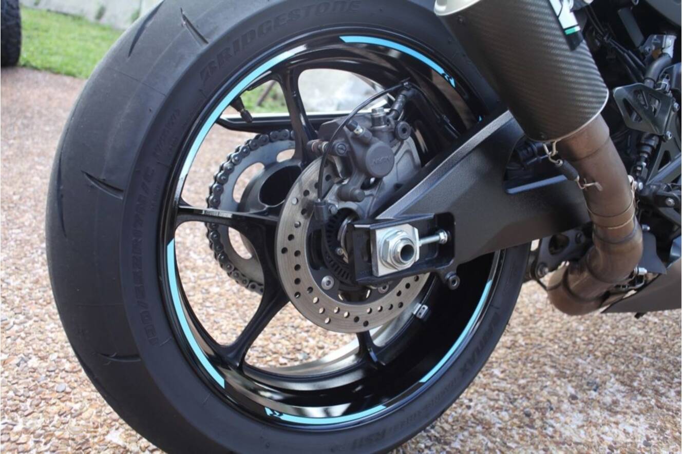 A photo of this 2024 Suzuki GSX-R1000