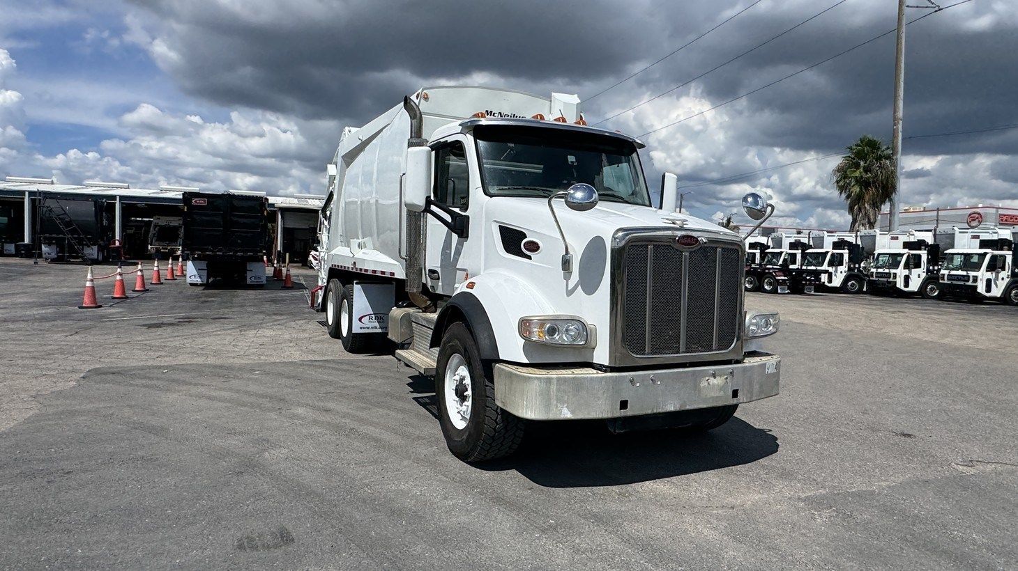 2020 PETERBILT 567 in Tampa, FL