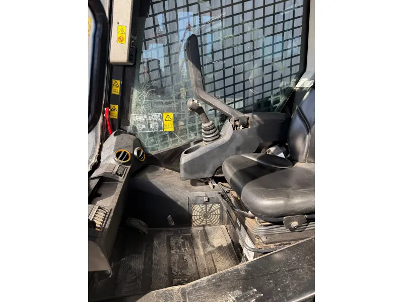 2025 JCB 270T