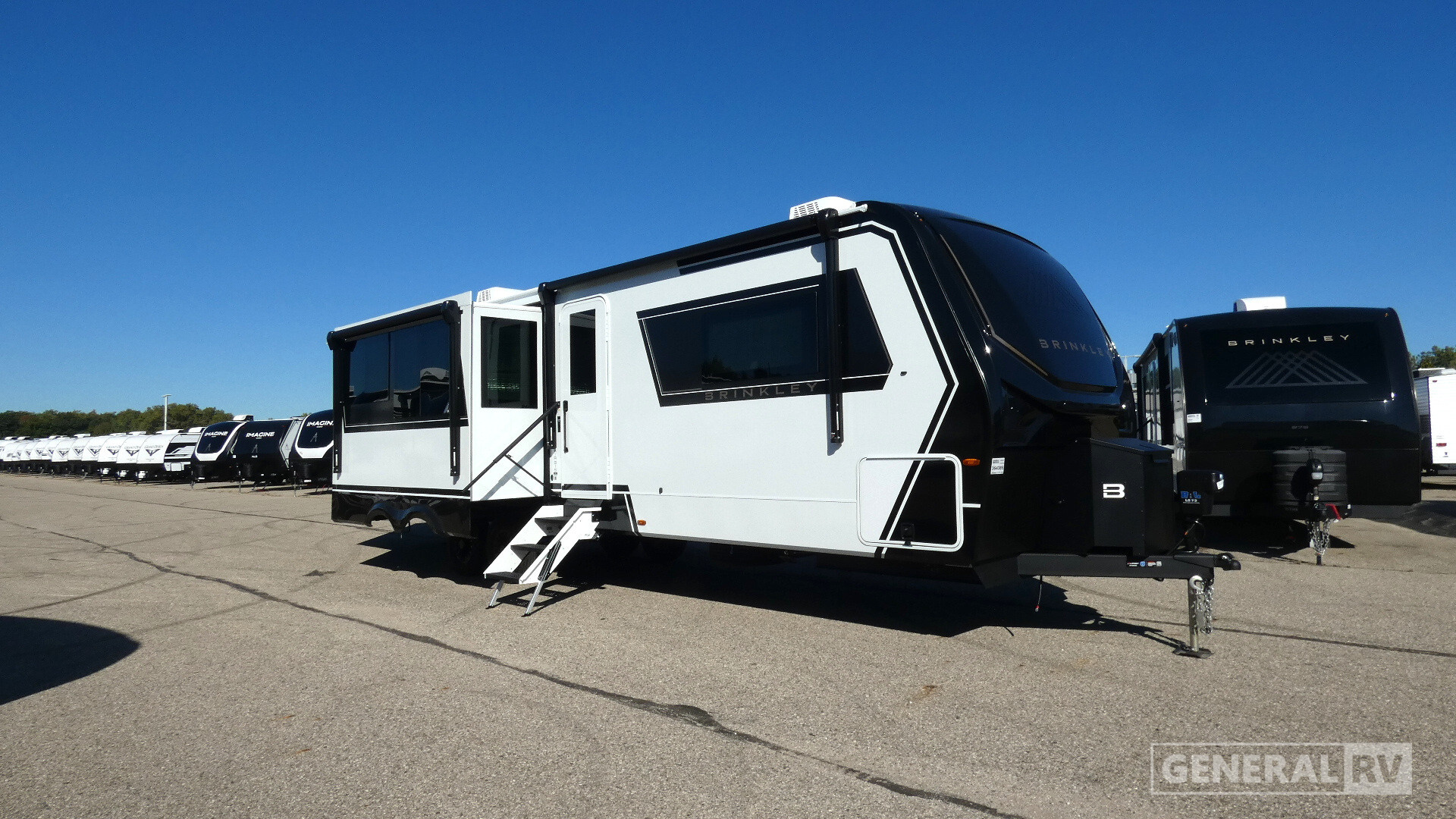 2027 Brinkley MODEL Z AIR 315 in wayland MI