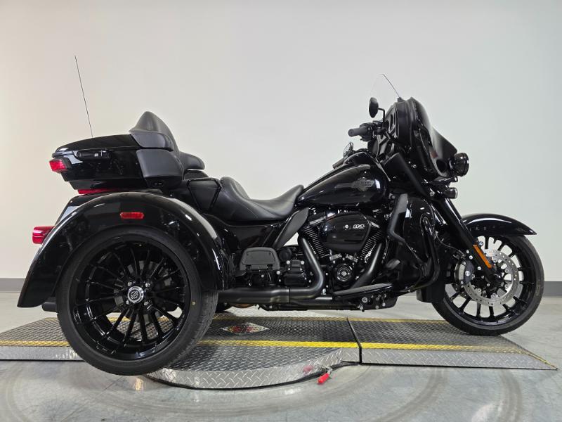 2025 Harley-Davidson TRI GLIDE ULTRA ULTRA CLASSIC in Kansas City, MO