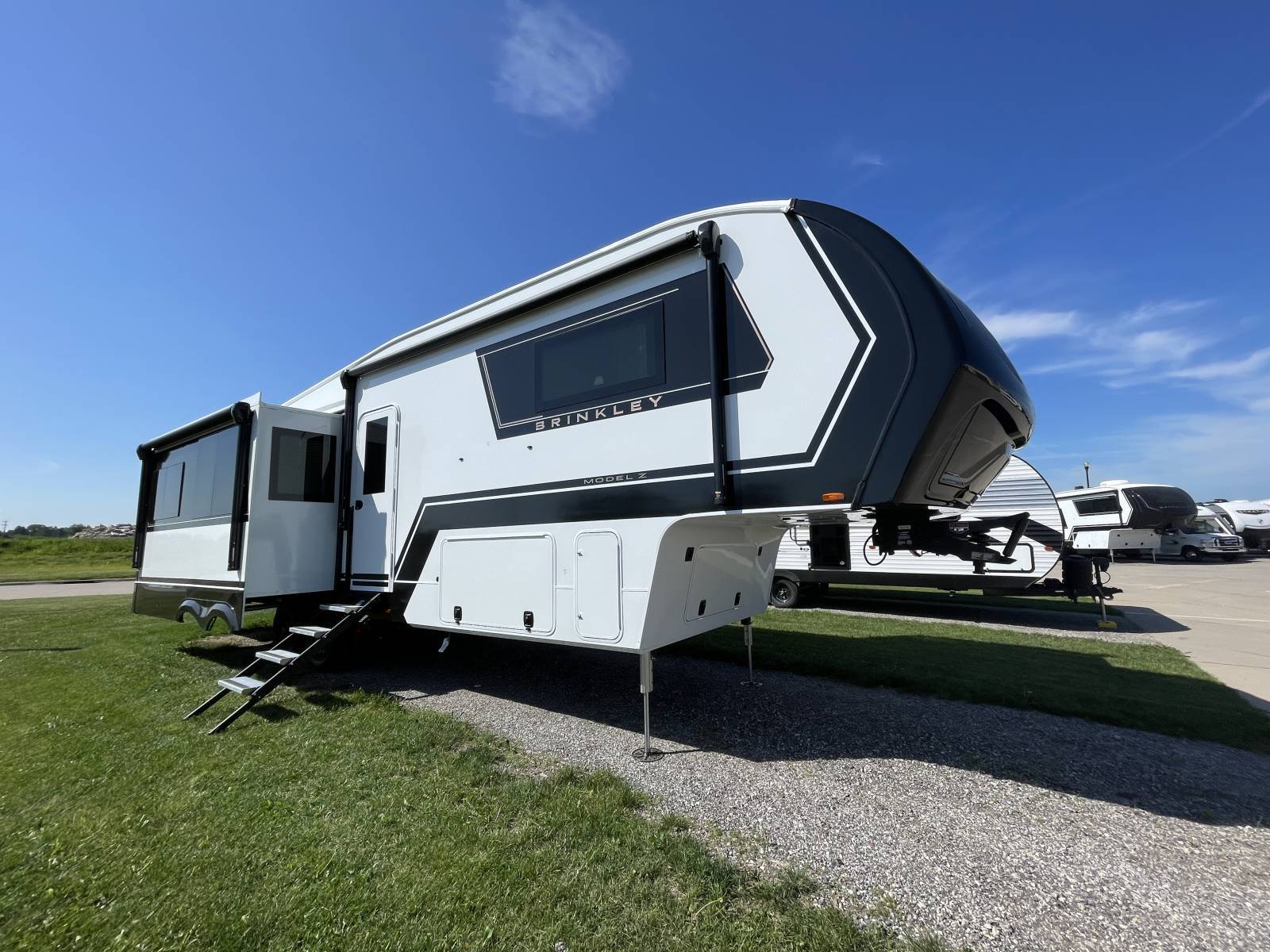 2027 Brinkley Rv MODEL Z 3100 RV