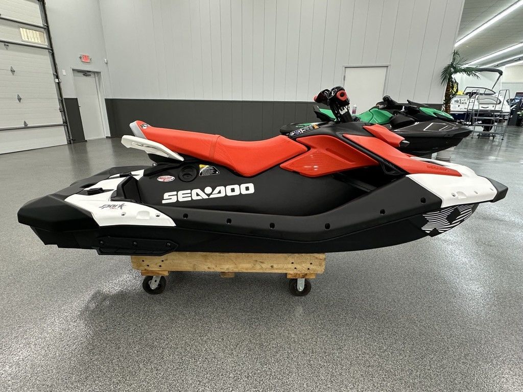 2026 Sea-Doo Spark Trixx for 3 Rotax® 900 ACE - 90 iBR FOR 3 - 90 in lake villa IL