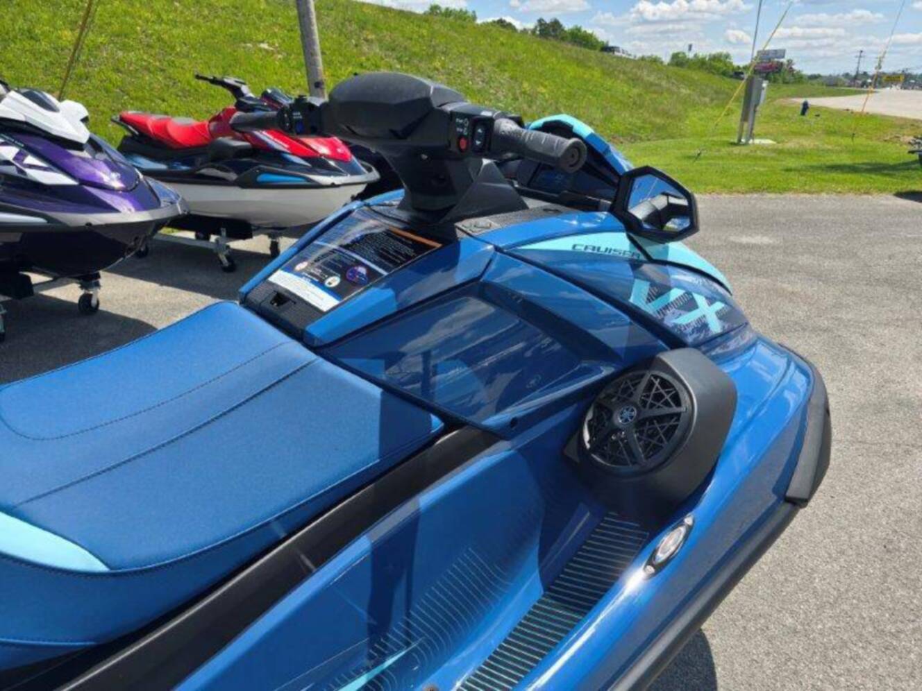 A photo of this 2026 Yamaha Waverunner VX Cruiser w/ Audio