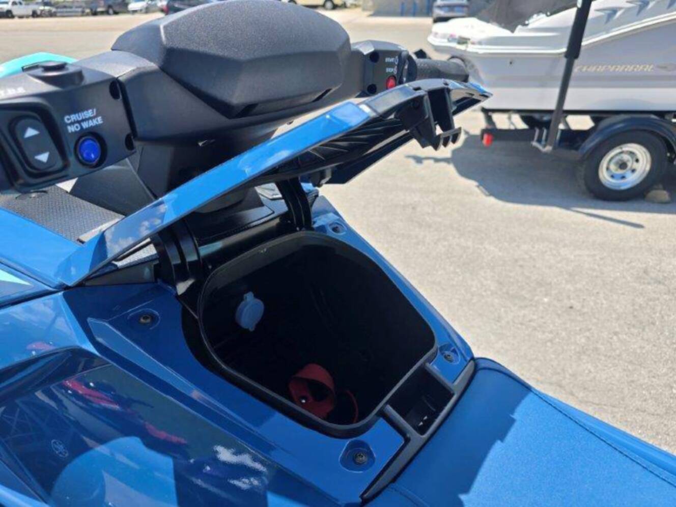 A photo of this 2026 Yamaha Waverunner VX Cruiser w/ Audio