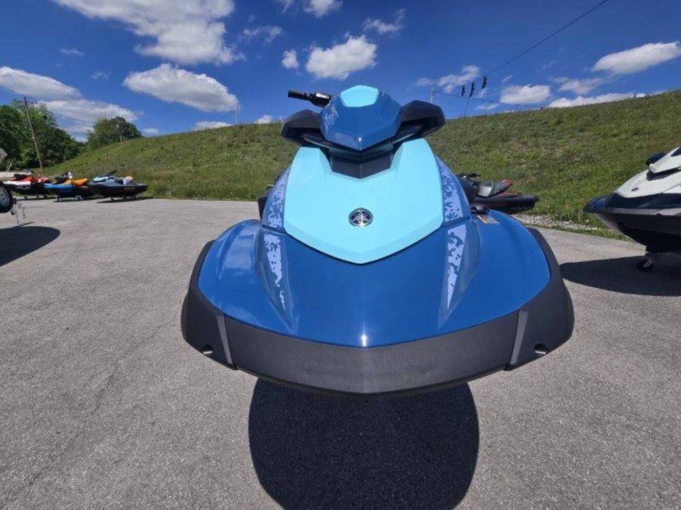 A photo of this 2026 Yamaha Waverunner VX Cruiser w/ Audio