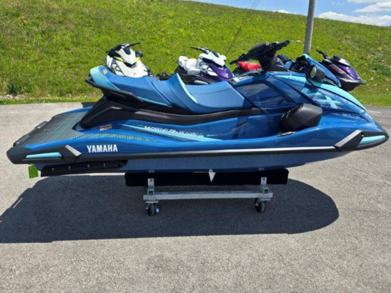 A photo of this 2026 Yamaha Waverunner VX Cruiser w/ Audio