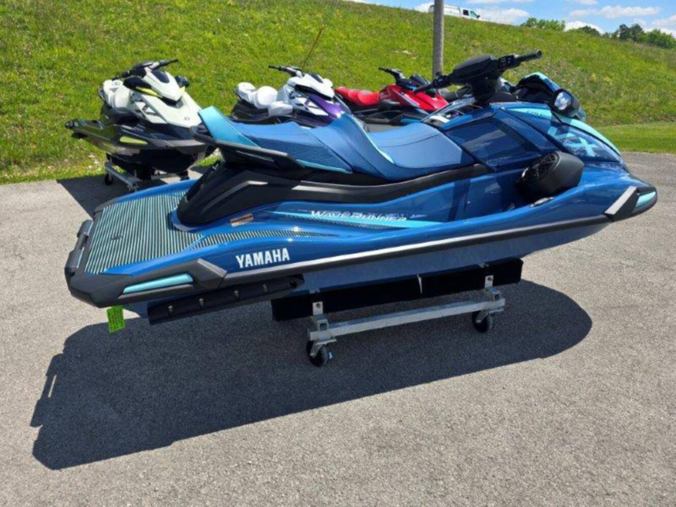 A photo of this 2026 Yamaha Waverunner VX Cruiser w/ Audio