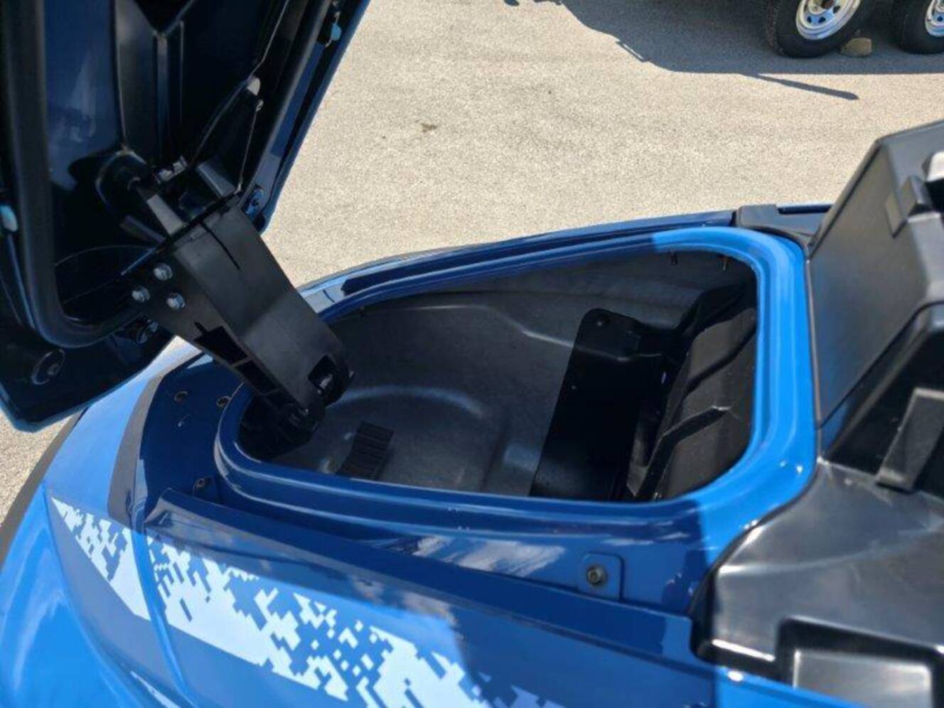 A photo of this 2026 Yamaha Waverunner VX Cruiser w/ Audio