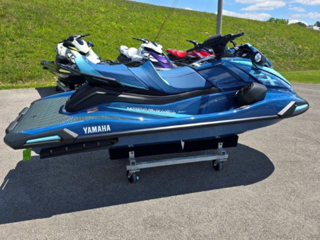 A photo of this 2026 Yamaha Waverunner VX Cruiser w/ Audio
