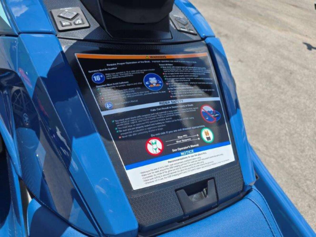 A photo of this 2026 Yamaha Waverunner VX Cruiser w/ Audio