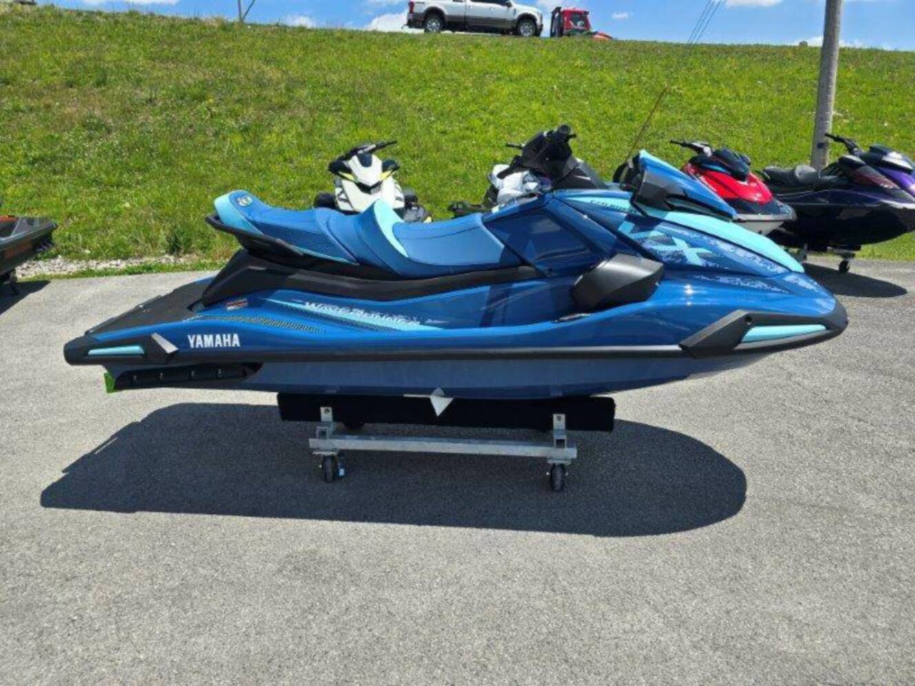 A photo of this 2026 Yamaha Waverunner VX Cruiser w/ Audio