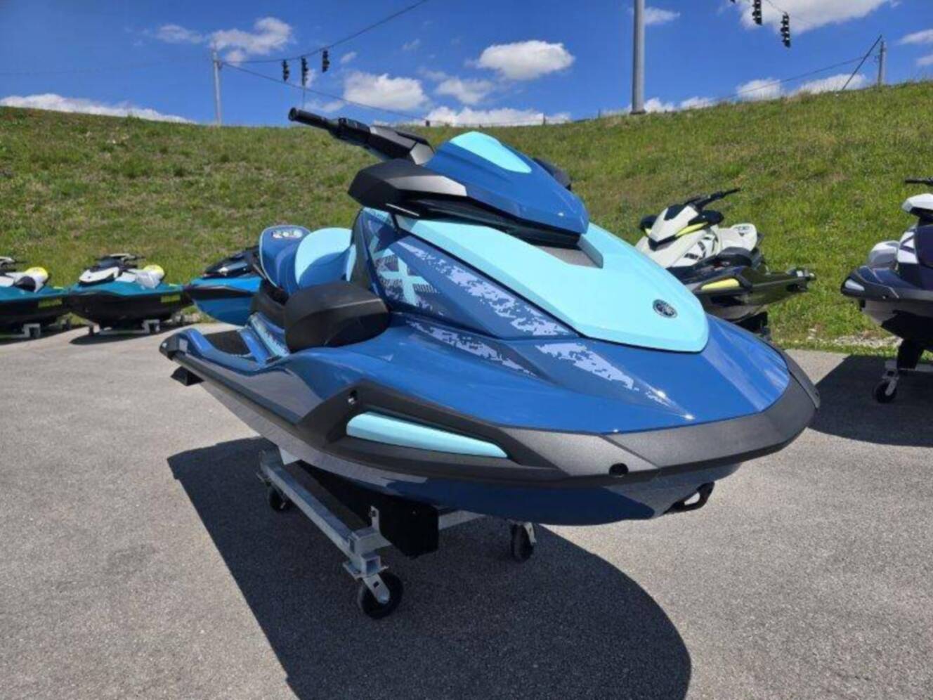A photo of this 2026 Yamaha Waverunner VX Cruiser w/ Audio