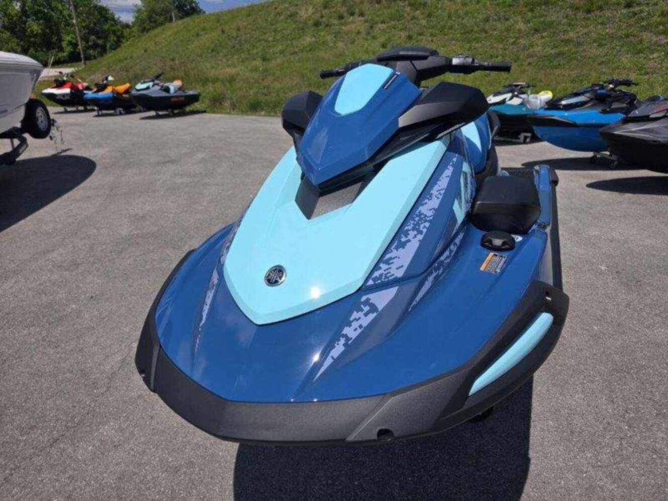A photo of this 2026 Yamaha Waverunner VX Cruiser w/ Audio