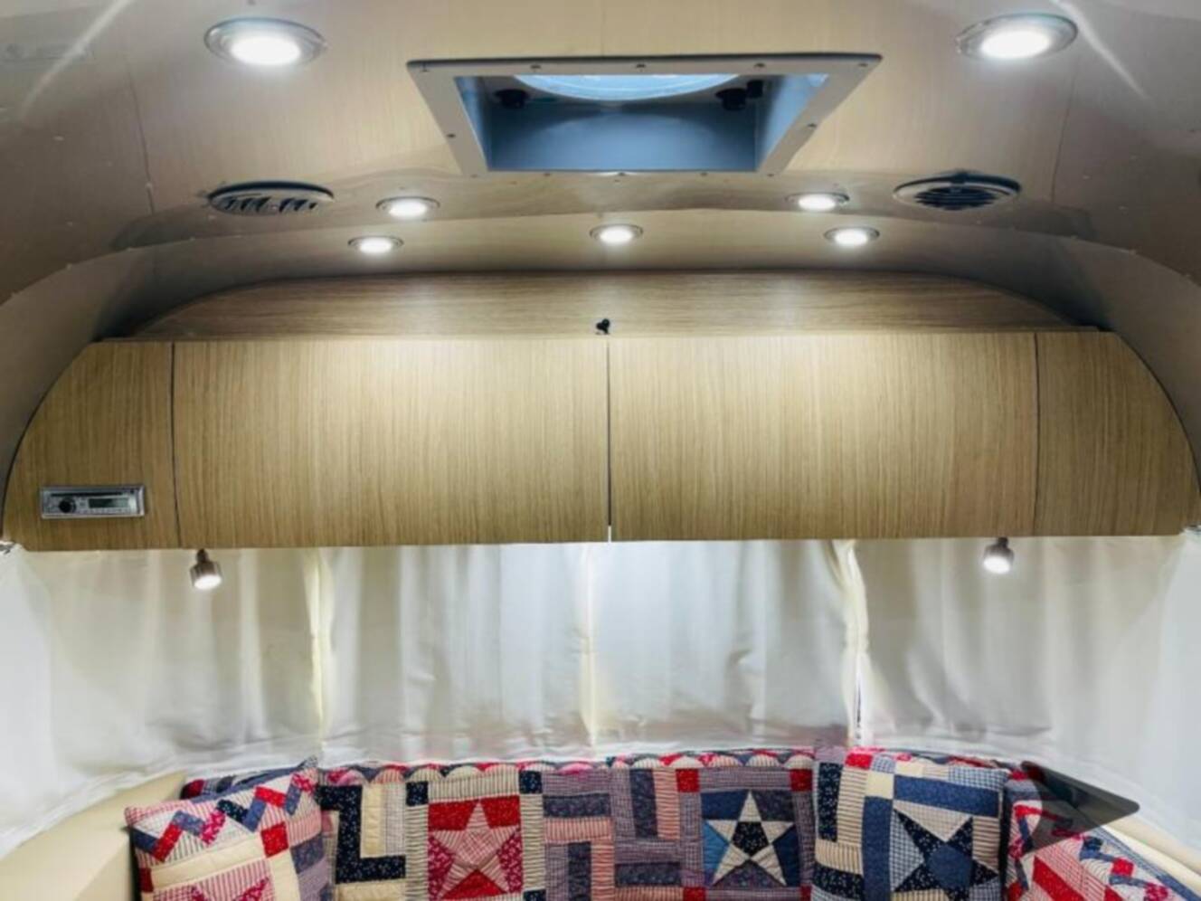 A photo of this 2017 Airstream Flying Cloud 25FB