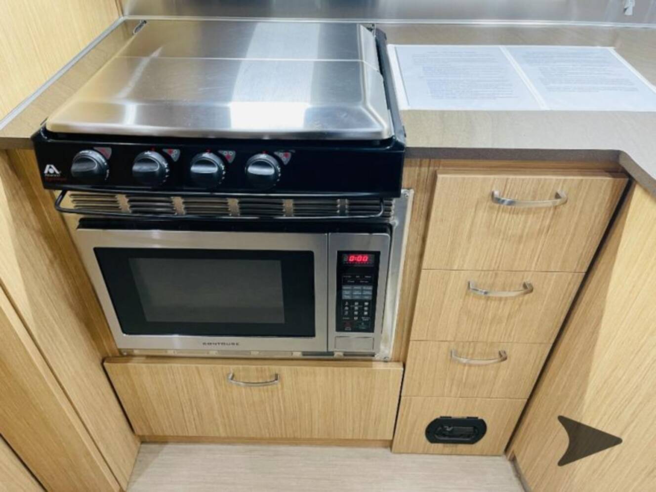 A photo of this 2017 Airstream Flying Cloud 25FB