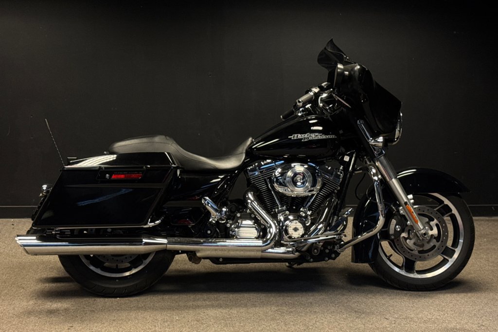 2012 Harley-Davidson STREET GLIDE in San Diego, CA