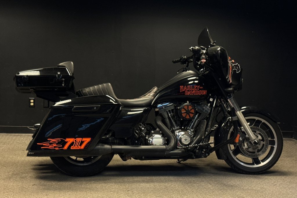 2013 Harley-Davidson STREET GLIDE in San Diego, CA