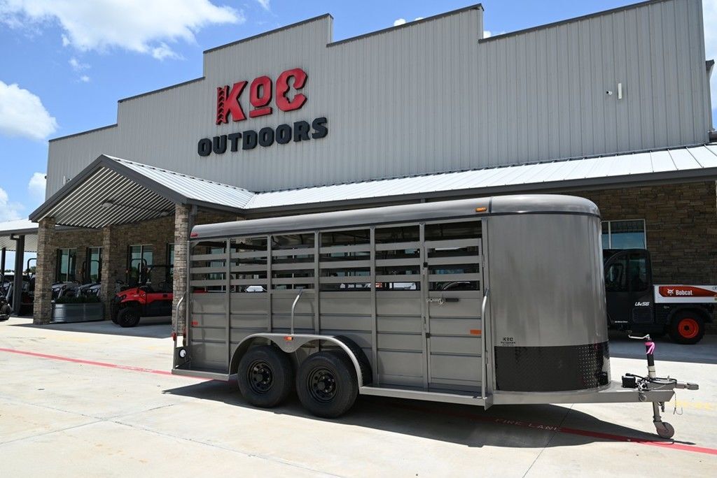 2026 W-W Trailers 16' X 6' ALL AROUND LIVESTOCK TRAILER W/ SPARE in Caldwell, TX