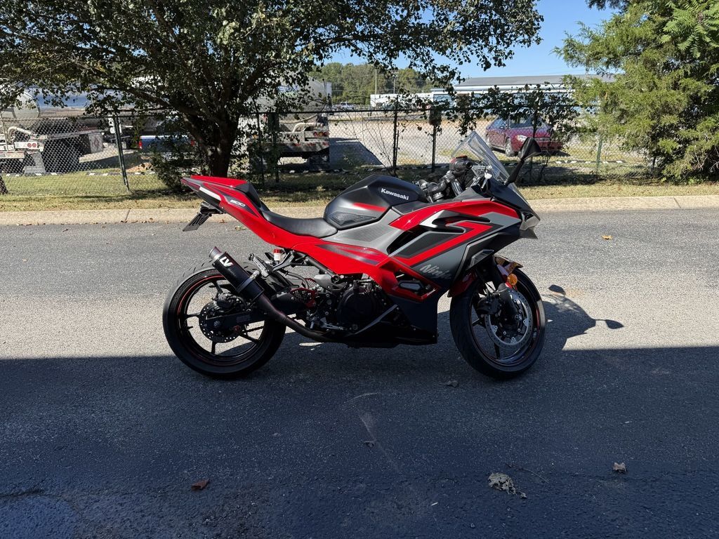 Used 2025 Kawasaki Ninja® 500 Se Abs For Sale in Clarksville, TN