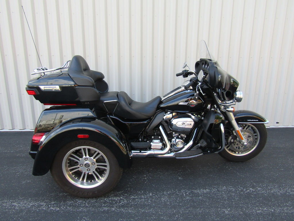 2023 Harley-Davidson® FLHTCUTG - Tri Glide® Ultra ULTRA CLASSIC in St. Charles, MO